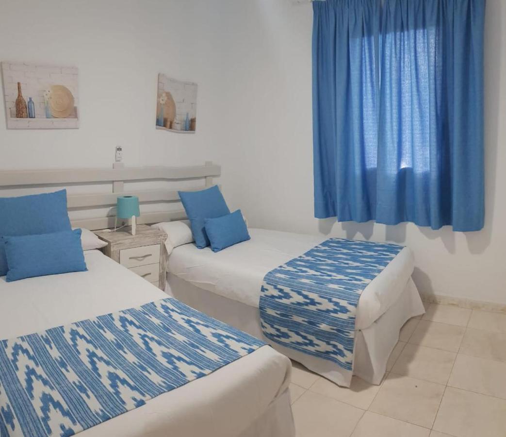 Apartamentos Delfines Cala Blanca  Dış mekan fotoğraf